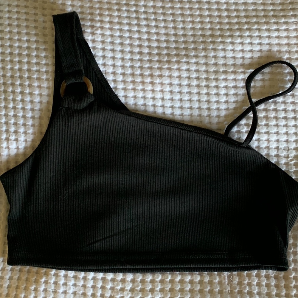 Bundle of summer cropped tops and tanks🌼 - Picture 13 of 14
